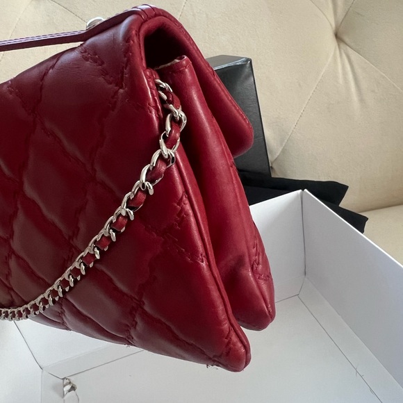 Chanel Stitches Diamonds Flap Bag - Picture 10 of 14